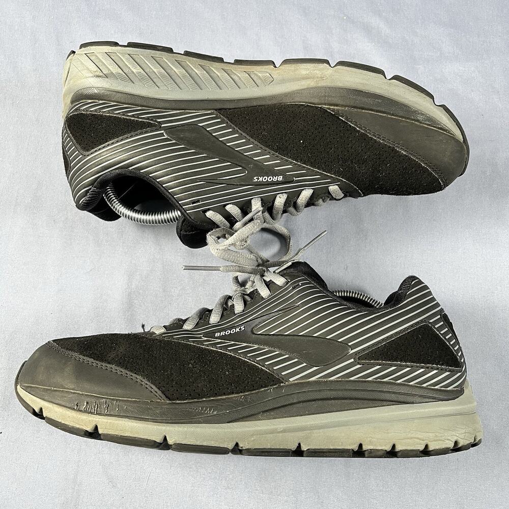 Brooks Addiction Walker Mens Size 9.5 Wide EE Black Running Shoes 1103192E083